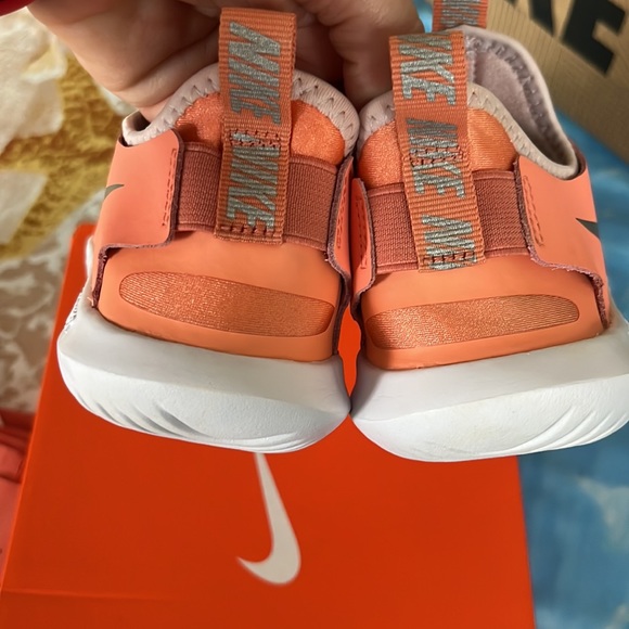 Nike Bundle - Picture 12 of 14